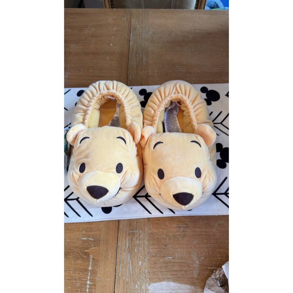 NEW Disney Adult 3D Winnie the Pooh Slippers Size Large 9 NWT | Shoes